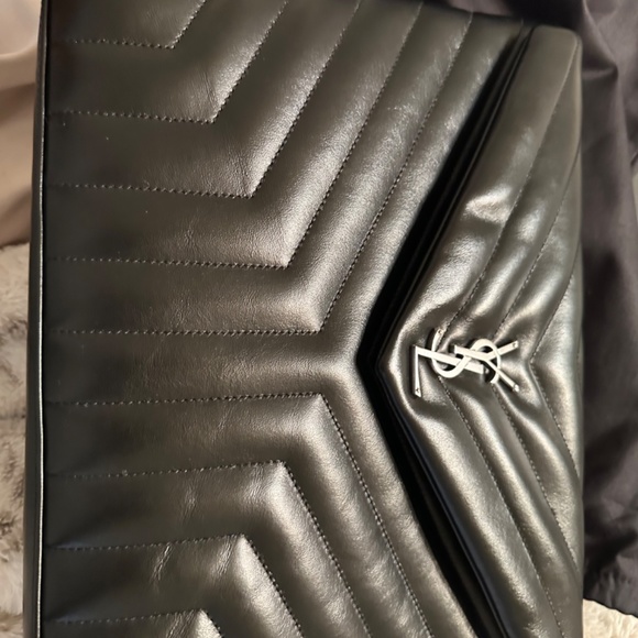 Brand NEW YSL - Picture 2 of 4